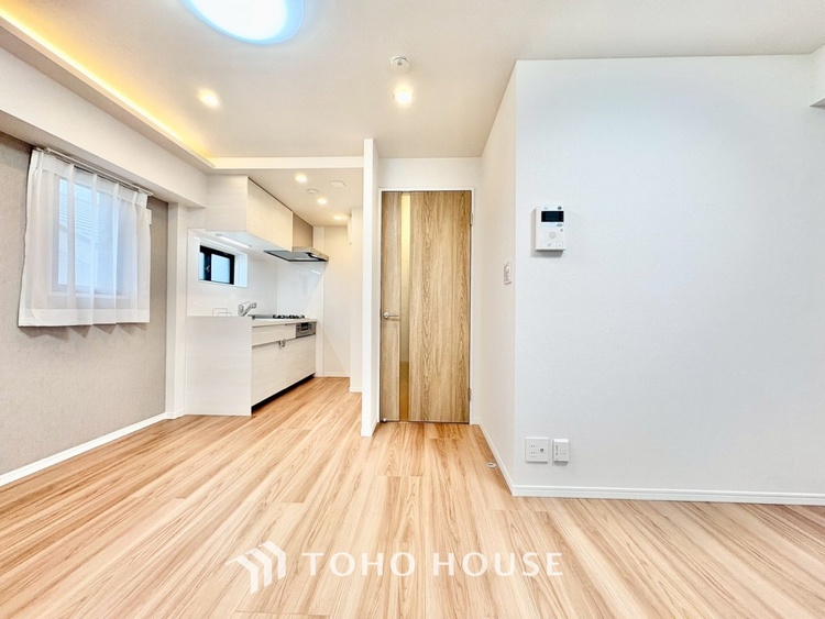 内装 叶えたかったのは落ち着きのあるナチュラルな風合い、そして開放感があるリビング。