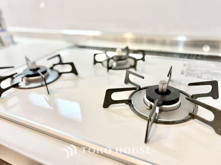 キッチン 【KITCHEN】◆家族のおはよう◆の声を笑顔で迎えてあげられるシステムキッチン。朝ごはんが楽しみでちょっと早起きしたくなるんです。