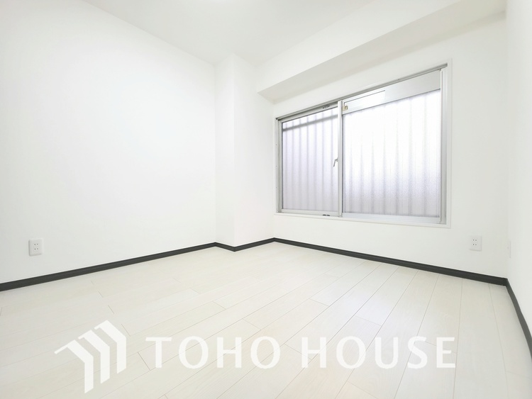 内装 極上のプライベート空間が、深い安らぎを誘います。一日の疲れを忘れさせる静けさと、心地よい目覚めを約束する聖域です。