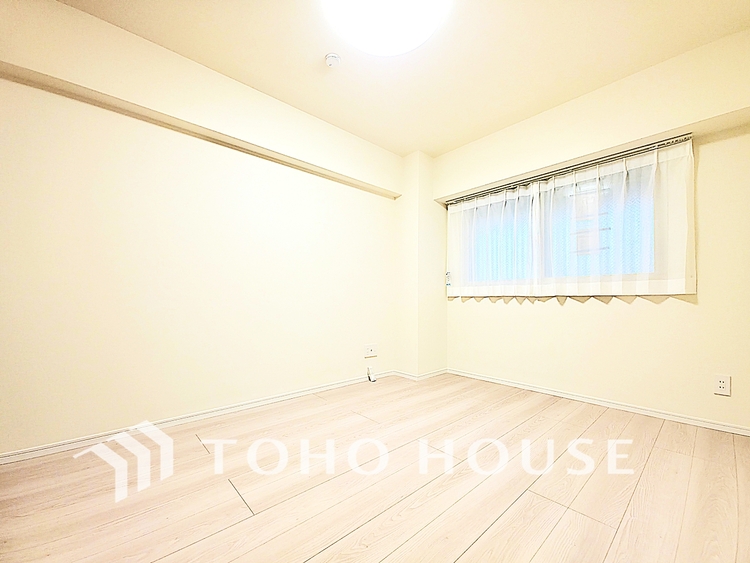 内装 極上のプライベート空間が、深い安らぎを誘います。一日の疲れを忘れさせる静けさと、心地よい目覚めを約束する聖域です。