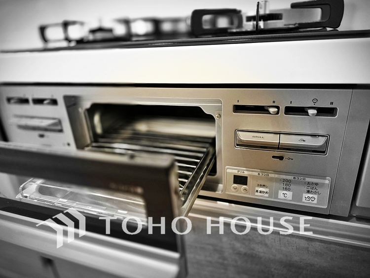 キッチン あなたの創造性を刺激する舞台。最新の機能と美しいデザインが融合し、料理の時間を至福の瞬間に変えます。