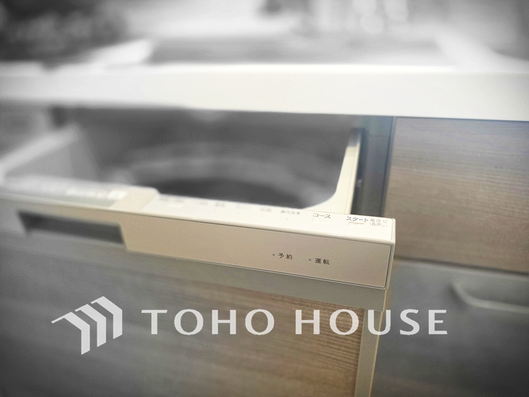 キッチン あなたの創造性を刺激する舞台。最新の機能と美しいデザインが融合し、料理の時間を至福の瞬間に変えます。