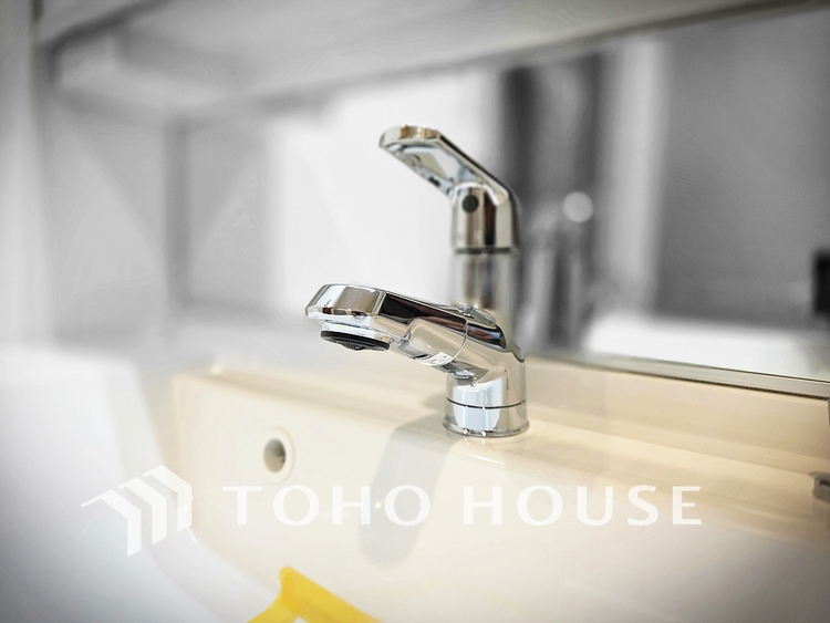 洗面 このお家で始まる毎日は、きっとご家族にとってかけがえのない大切現在リフォーム中。新しく生まれ変わる室内は、快適な暮らしを彩な時間になります。明るく温かい空間で、たくさんの思い出を作っていってください。