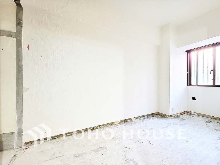 内装 極上のプライベート空間が、深い安らぎを誘います。一日の疲れを忘れさせる静けさと、心地よい目覚めを約束する聖域です。