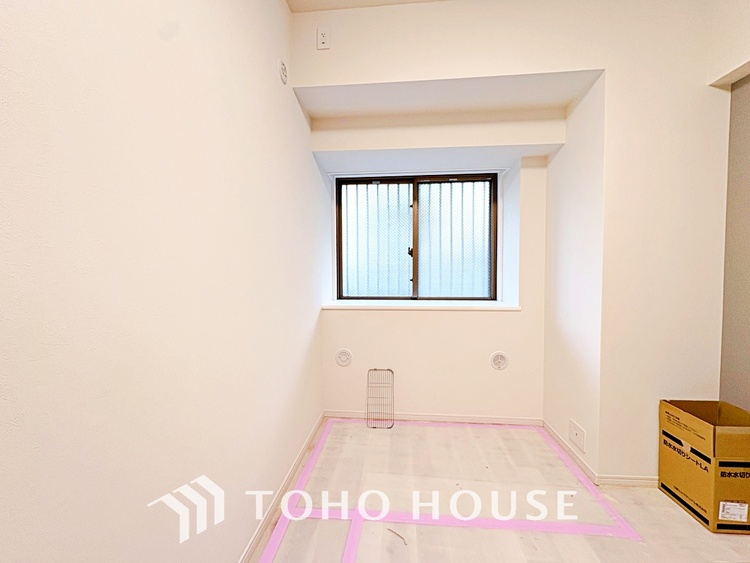 内装 街の景観を牽引するような、洗練されたデザインのレジデンスです。圧倒的な存在感を放ち、住まう人のステータスを象徴します。