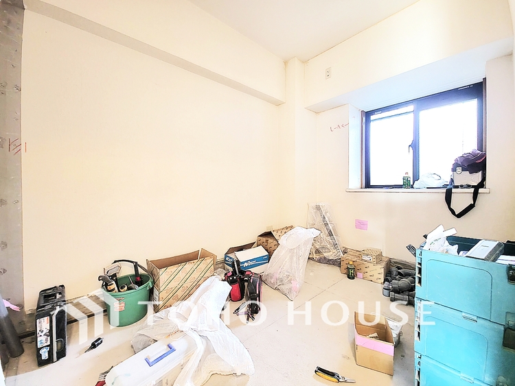 内装 極上のプライベート空間が、深い安らぎを誘います。一日の疲れを忘れさせる静けさと、心地よい目覚めを約束する聖域です。