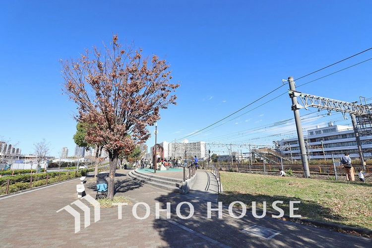 周辺 新川崎ふれあい公園　距離650ｍ