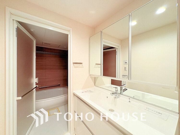 洗面 清潔感のある脱衣場