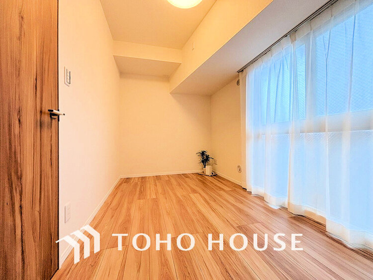 内装 シンプルですっきりとした室内は飽きのこない居心地の良い雰囲気