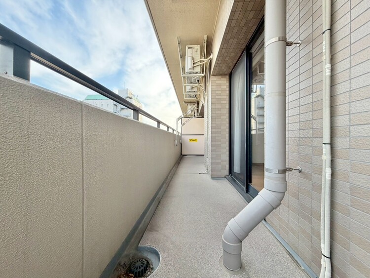 その他 朝の澄んだ空気や、夕方に吹く清々しい風を感じられるバルコニー。