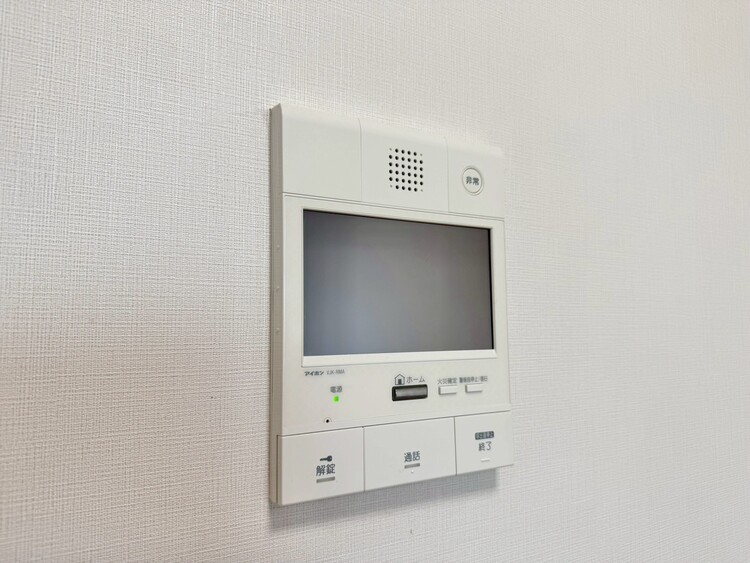 その他 誰が来てもわかる様にモニター付きインターホンを設置。