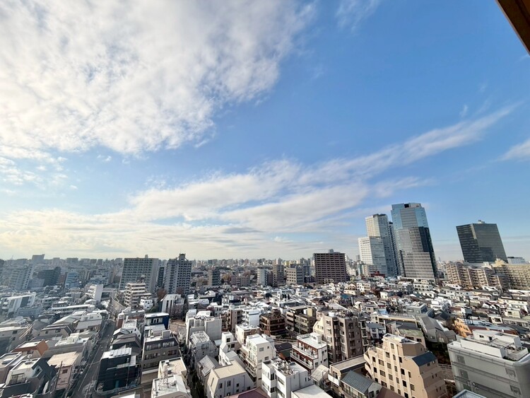 その他 眺望や窓からの景色が良いと、家で過ごす時間も快適です。