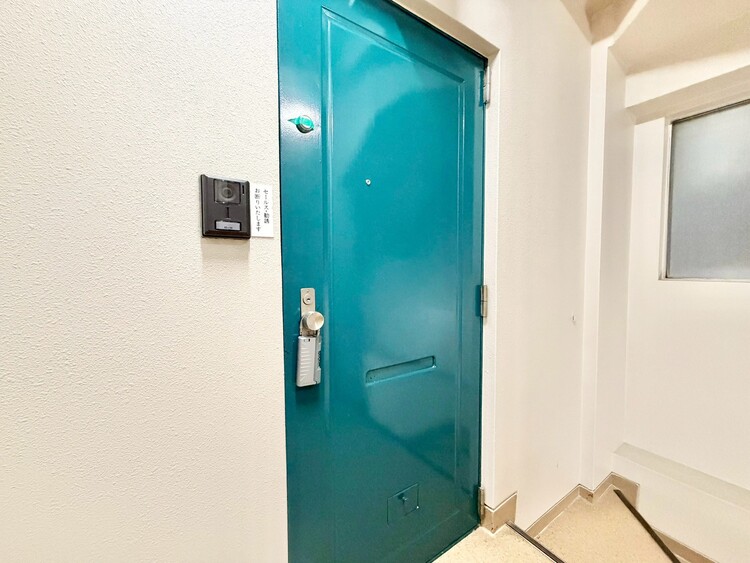 玄関 清潔感のある落ち着いた雰囲気の玄関です。