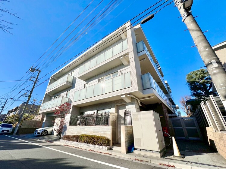 外観 飽きのこないシンプルモダンな外観です。