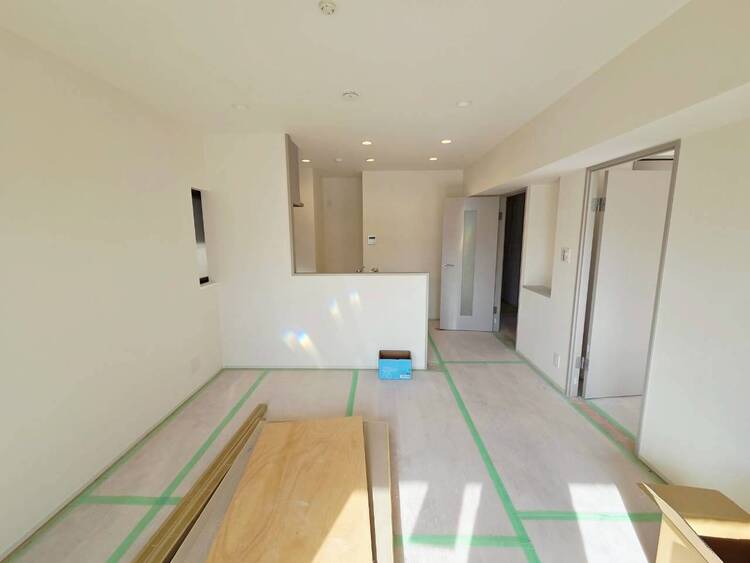 居間 伸びやかな空間のなかで、ゆったりとしたひとときを過ごせます。