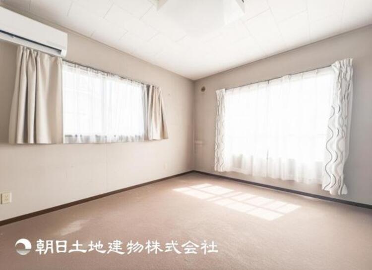 内装 本画像は入居者様の家具をCGで消した画像であり、現況と異なる可能性がございます。尚、本画像はCGで作成しており、実際に現地に家具は置かれておりません。また、価格に家具は含まれておりません。