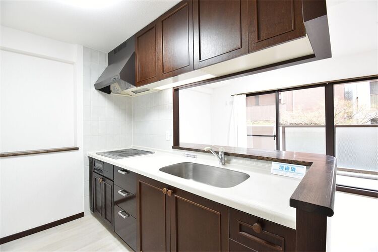 キッチン デザイン性と機能性を兼ね備えたシステムキッチンです