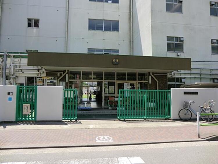 周辺 大田区立新宿小学校 340m