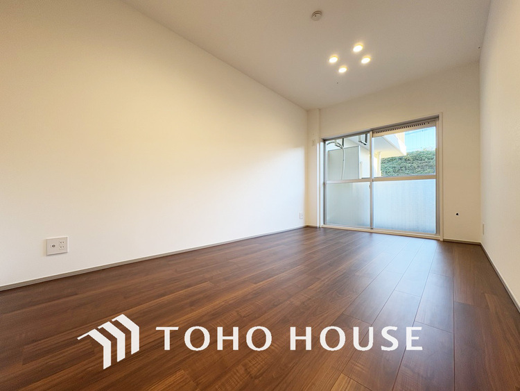 内装 柔らかな陽のそそぐ心地よいリビングダイニング