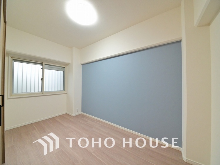 内装 採光もある洋室は、くつろぎのひと時を過ごすのにぴったり