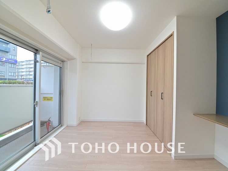 内装 シンプルですっきりとした室内は飽きのこない居心地の良い雰囲気です