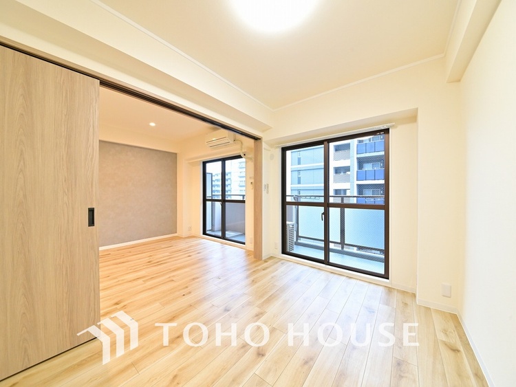 内装 1日の疲れを癒し、心地よく寛げるようゆったりとした広さをしています