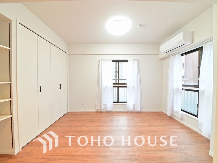 内装 1日の疲れを癒し、心地よく寛げるようゆったりとした広さをしています