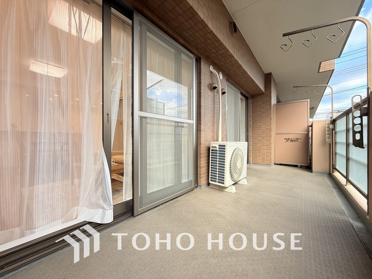 バルコニー 陽当たり良好なバルコニー