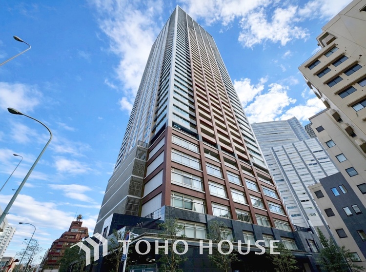 その他 ホテルのような落ち着きと高級感を感じる共用スペース。来訪者にも好印象を与えるワンランク上の空間です。