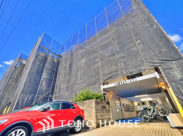 その他 飽きのこない上品な外観で、長く住むほど愛着が深まるマンション。共用部も丁寧に管理され、安心の住環境が整っています。