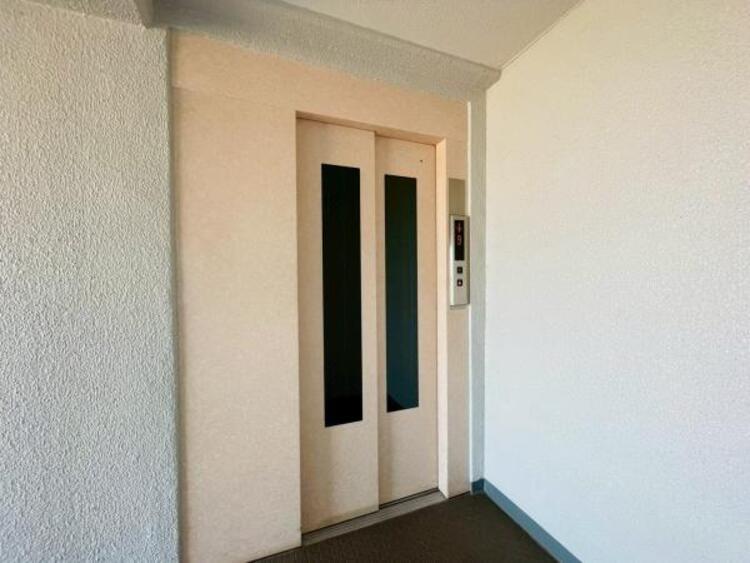 その他 エレベーター