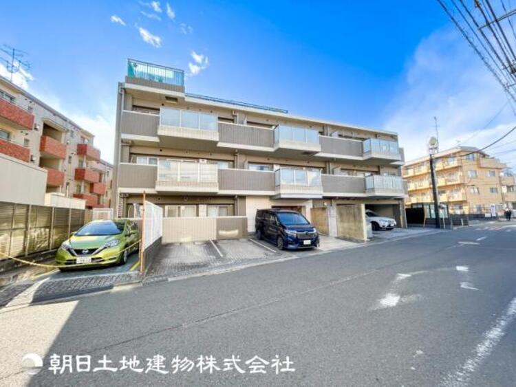 外観 【外観写真】自然素材を活かした外観が魅力のナチュラルテイストな住宅。周囲の景観と調和し、心地よい暮らしを提供します。