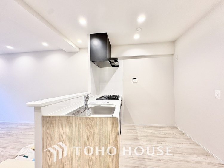 内装 お子様の面倒を見れる時間が増え時短になります。加えて手荒れも防げてしかも節水が高い為、大変人気があり重宝します。