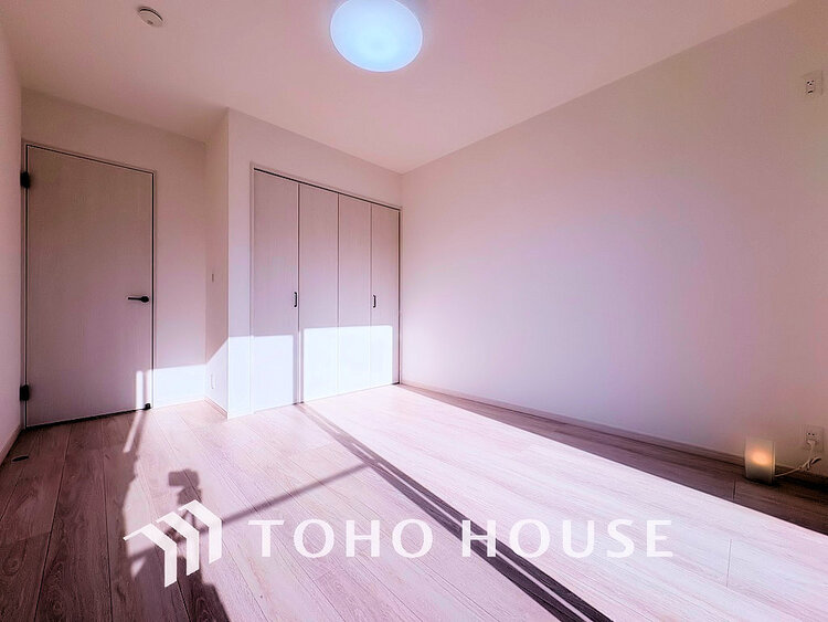 内装 家具の配置のし易い室内です。趣味の部屋としても充分な広さです