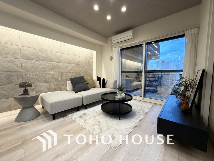 内装 明るいLDKは自然と家族が集まるコミュニケーションの場所に