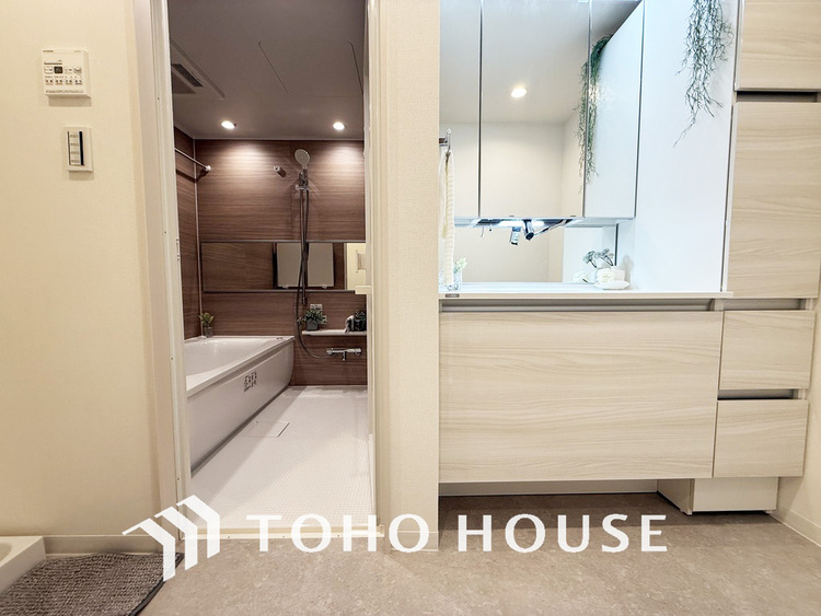 洗面 清潔感のある洗面室