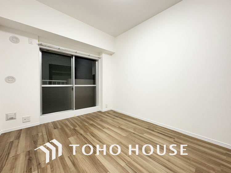 内装 採光もある洋室は、くつろぎのひと時を過ごすのにぴったり