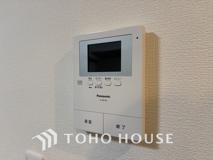 その他 来客が一目でわかるモニター付きインターホン