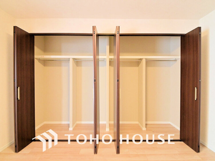 収納 居室　収納