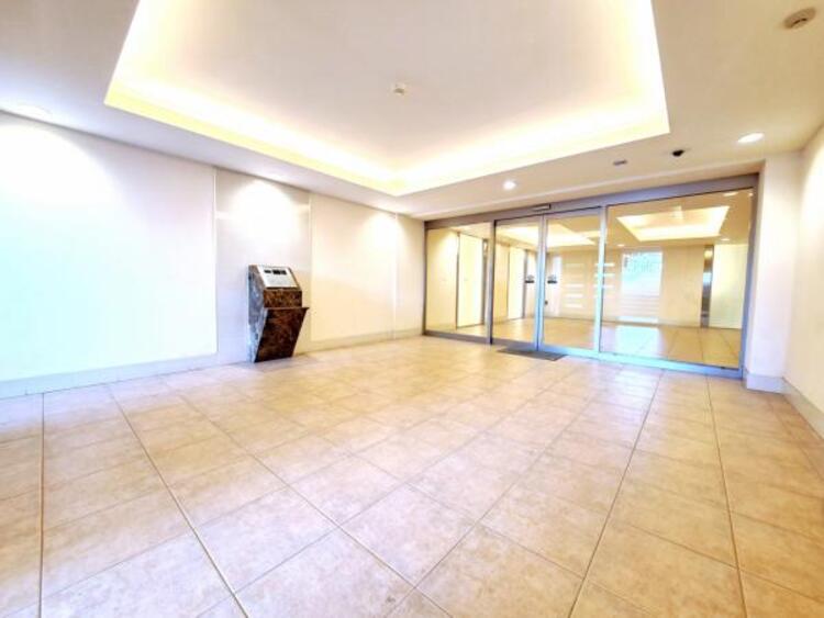 その他 管理の行き届いた清潔感のあるロビー。毎日帰ってくるのが楽しみになります。