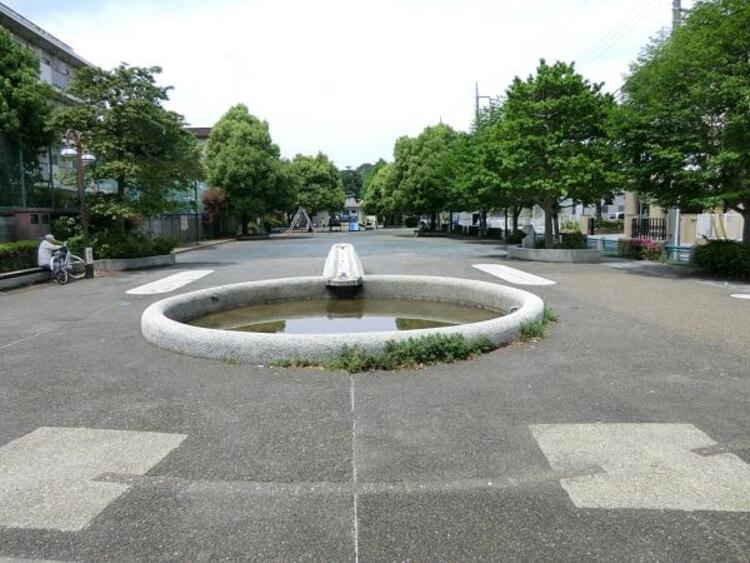 周辺 芦名橋公園　930ｍ