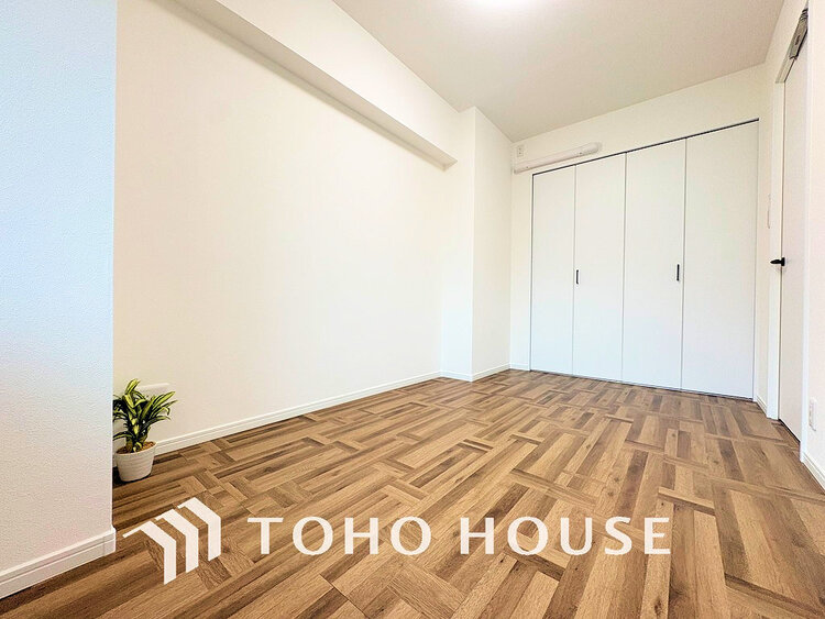 内装 シンプルですっきりとした室内は飽きのこない居心地の良い雰囲気