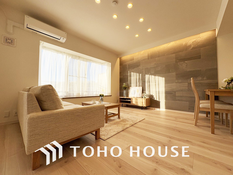 内装 明るいLDKは自然と家族が集まるコミュニケーションの場所に