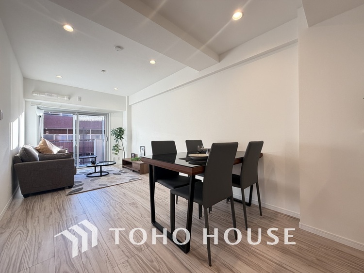 内装 ゆったりとくつろげる上質なリビングダイニング