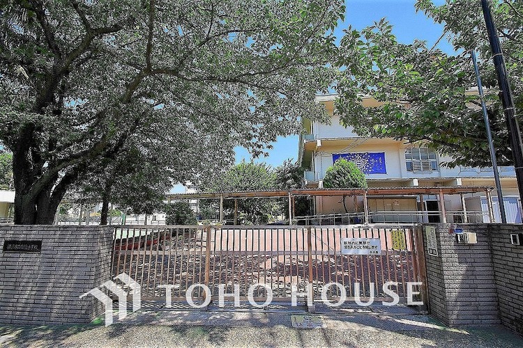 周辺 横浜市立白幡小学校　距離700ｍ