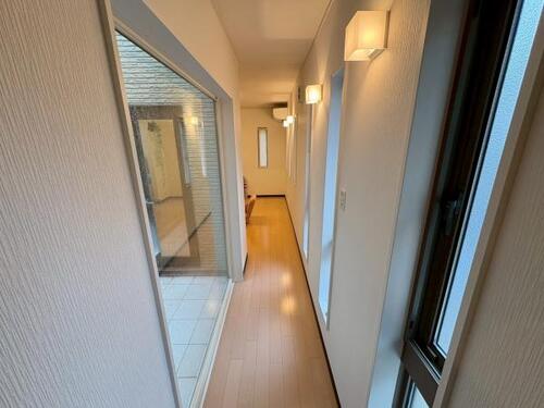 八千代市萱田町　中庭があるお家の物件画像