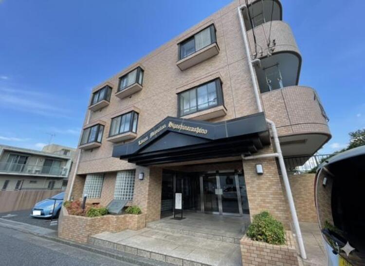 外観 ご家族安心のオートロックマンション！徒歩圏に商業施設が揃う快適な住環境です。