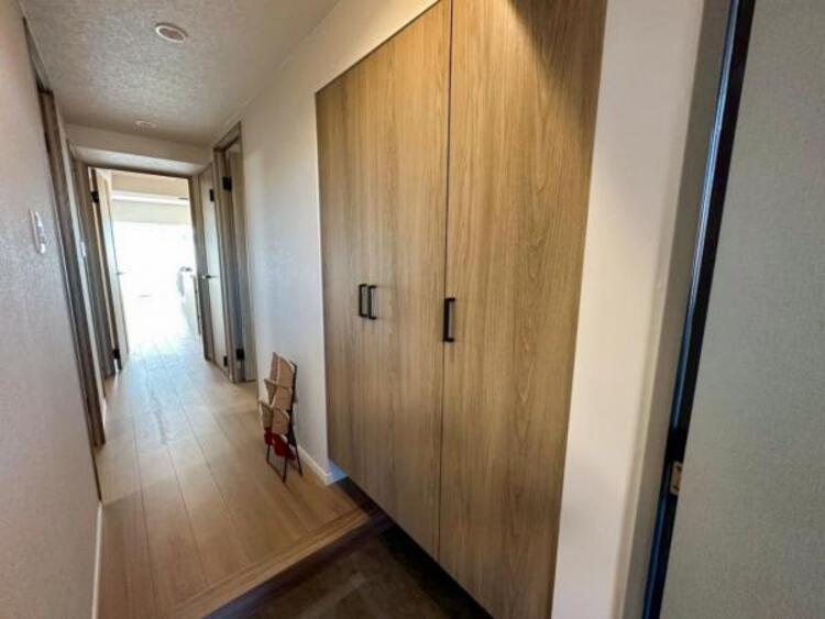 その他 ご家族分の靴をすっきりとしまえる、大容量シューズボックス 