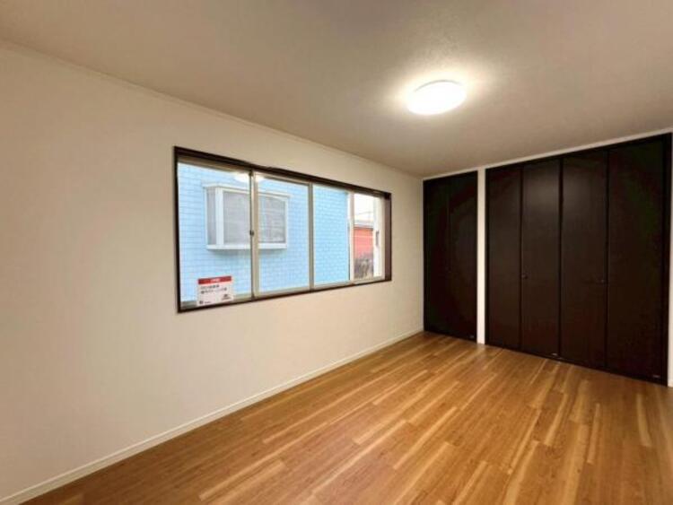 内装 各居室収納がありご家族ごとのアイテムをすっきりとしまえます 