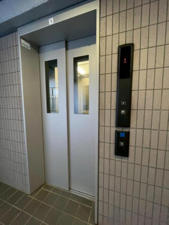 その他 エレベーター